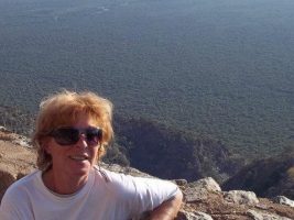 426169_232842030144402_1240199706_n